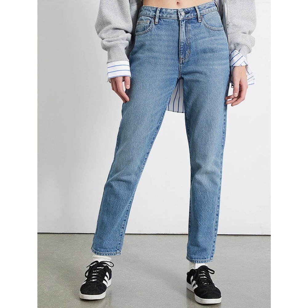 PacSun Medium Blue Wash High Rise Tapered Denim Mom Jeans Size 26 - Picture 1 of 5
